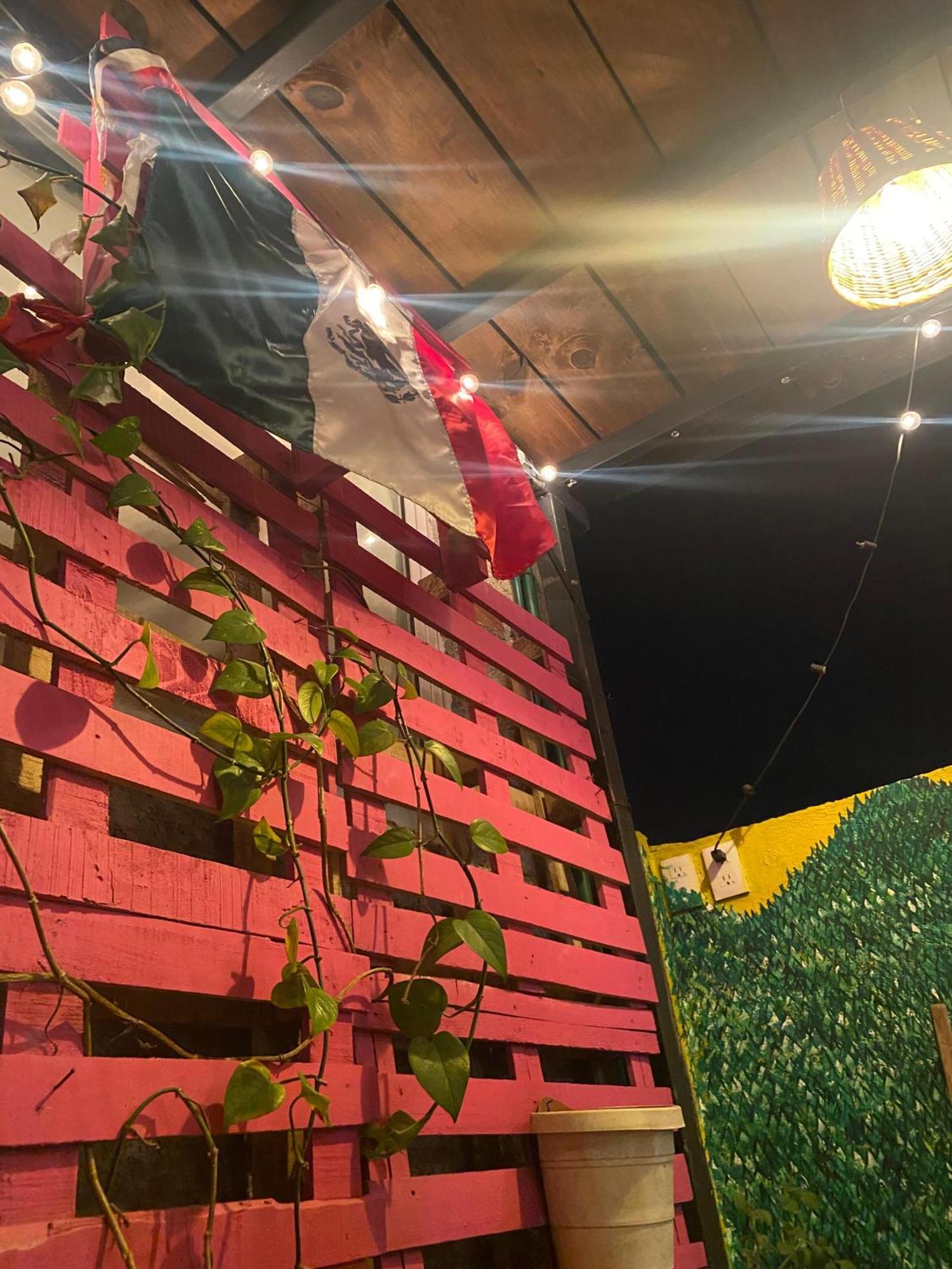 Hostal El Alebrije فالي دي برافو المظهر الخارجي الصورة
